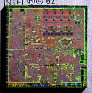 Nvidia G84 (GeForce 8600) die shot