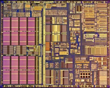 Intel Coppermine-T die shot (Pentium 3) - high resolution - stitched