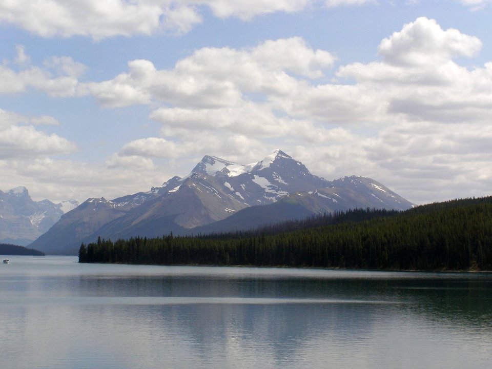 Maligne Lake photo