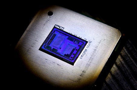 Cisco switch management IC 2 die shot