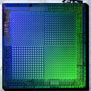 ATi R580+ top metal die shot