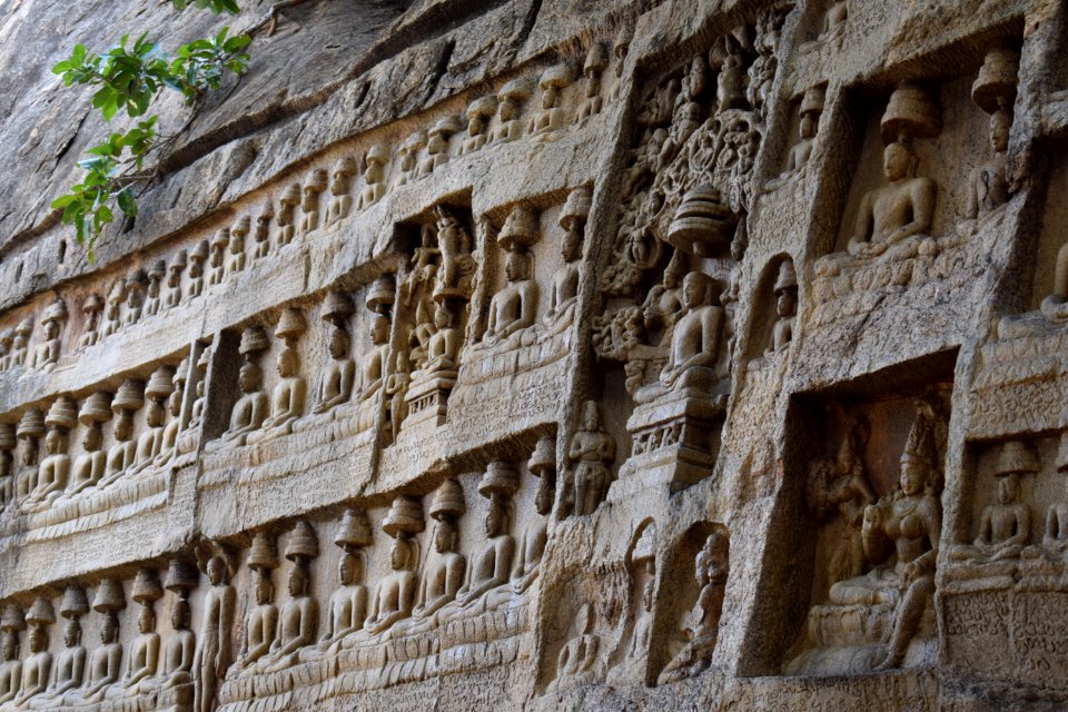 Kalugumalai Vettuvan Koil