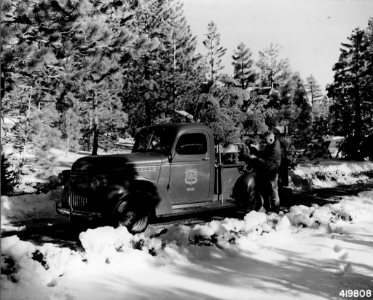 19411205-FS-Inyo-FED-419808