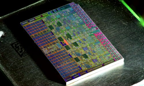 Intel Bloomfield / Gainestown die shot - etched