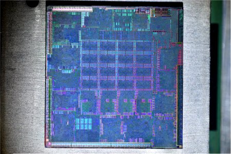 ATI R600 die shot