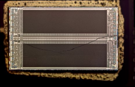 Intel 512Kb 1983 EPROM - high res