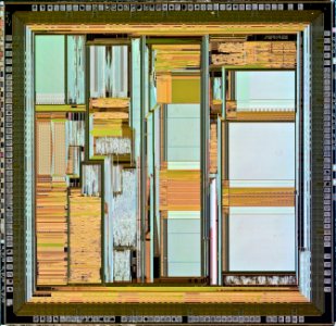 AMD AM29040 die shot - stitched (5x magnification) external light