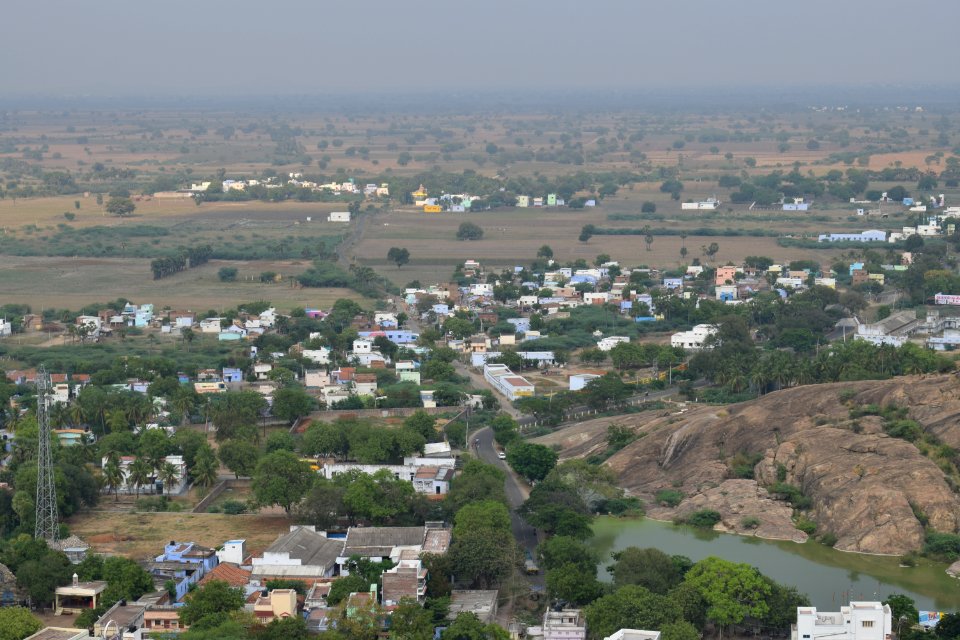 Kalugumalai Vettuvan Koil photo