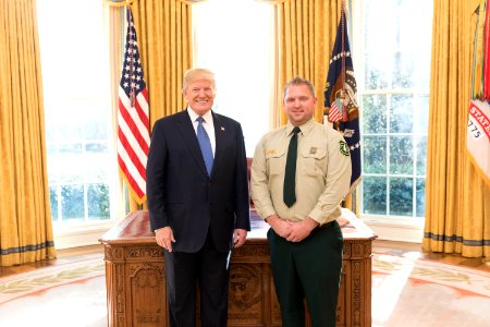 20180130-FS-WhiteHouse-SC-001