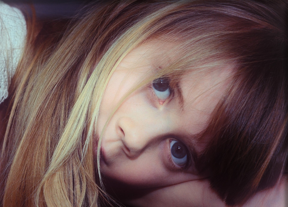 Long hair view retro look