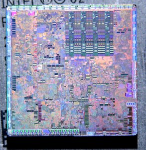 Nvidia G84 (GeForce 8600) die shot