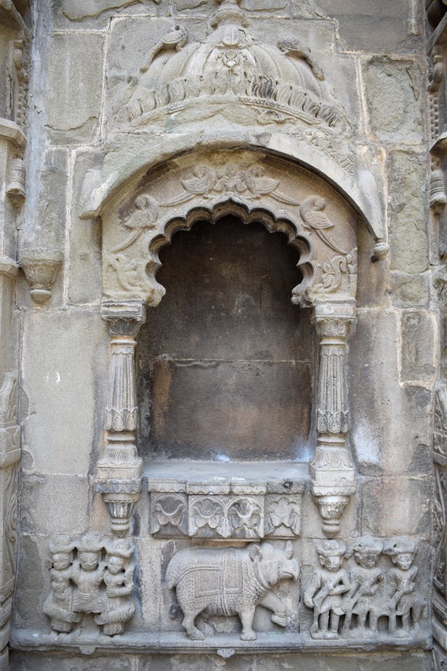 Trishund Ganapathy temple Pune Maharashtra