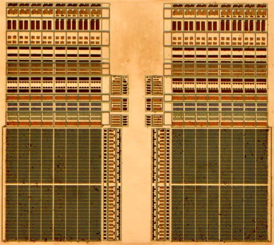 Hitachi HD6417197 die shot - polysilicon - cache - brightfield