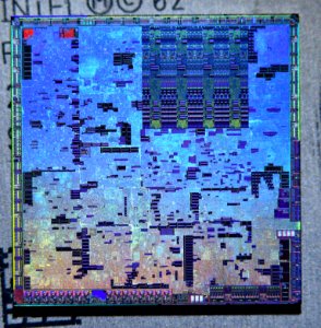 Nvidia G84 (GeForce 8600) die shot