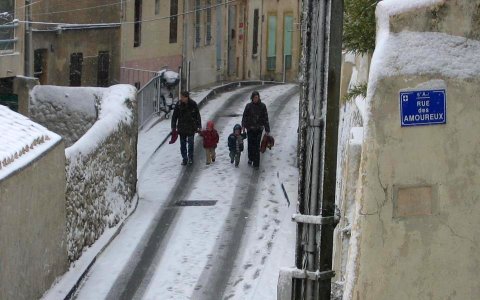 Rue Des Amoureux Sous La Neige