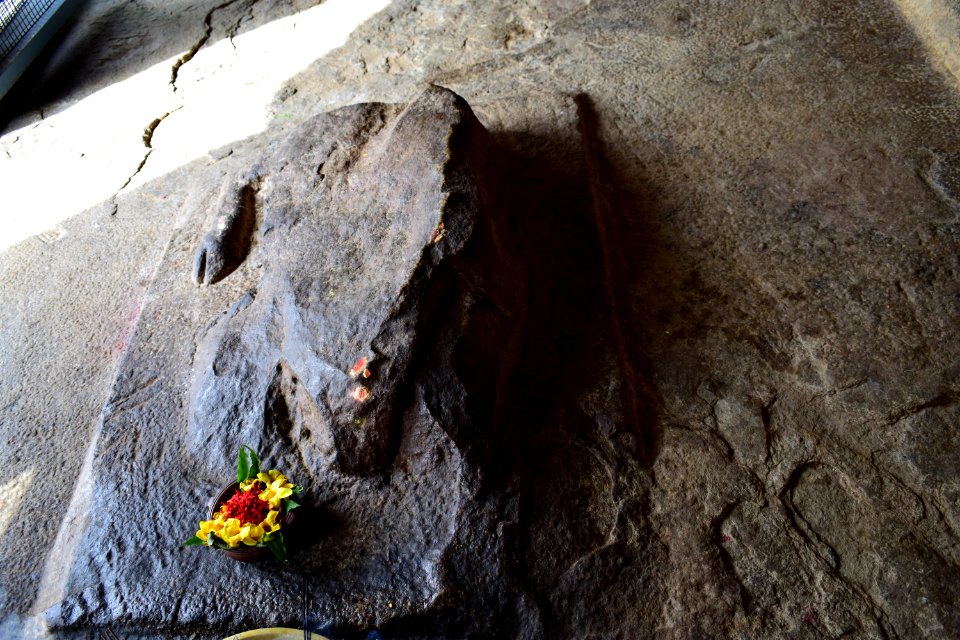Thirumalapuram rock cut temple