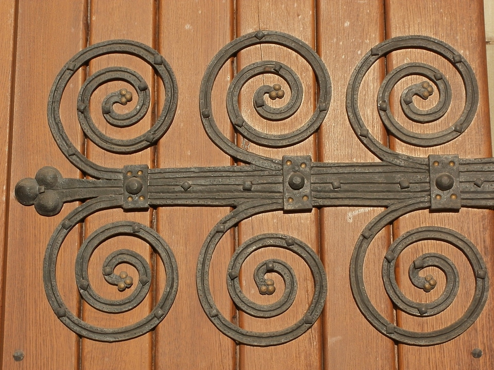 Ketsch door metal