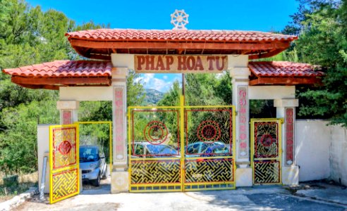 Pagode Phap Hoa Tu - 3 Chemin de la Pagode, 13015 Marseille (1978) (1a)