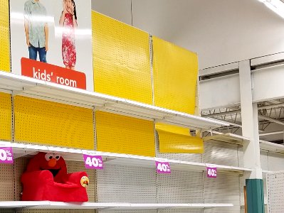 Toys "R" Us going out of business