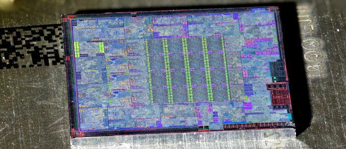 ATI RV670 die shot
