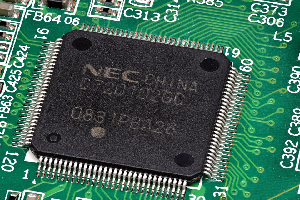 NEC 4 port USB 2.0 controller- (Emtec Gdium Liberty 1000)