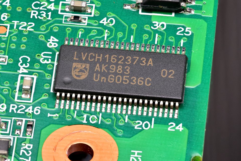 Philips 16-bit D-type transparent latch- (Emtec Gdium Liberty 1000)