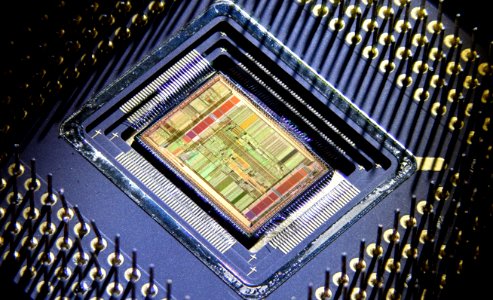 DEC Alpha 21066-AA CPU die shot