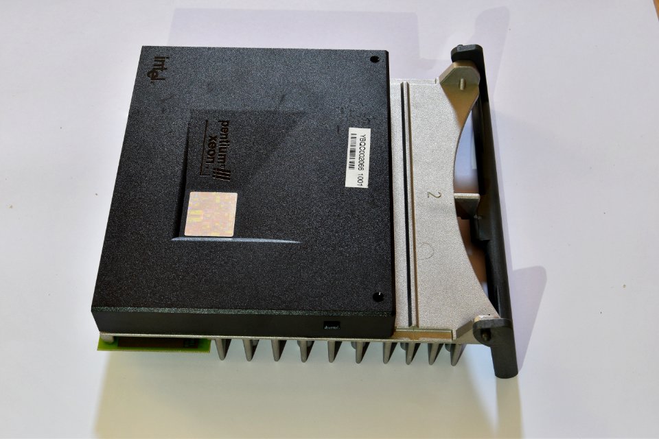 Intel Pentium III Xeon (Cascades-2M) cpu module