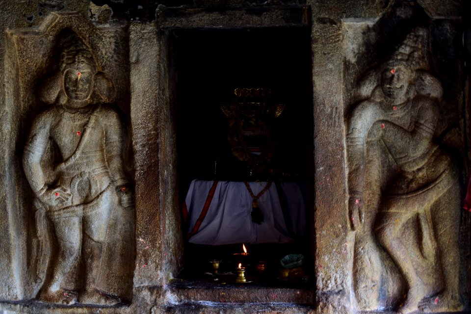 Thirumalapuram rock cut temple