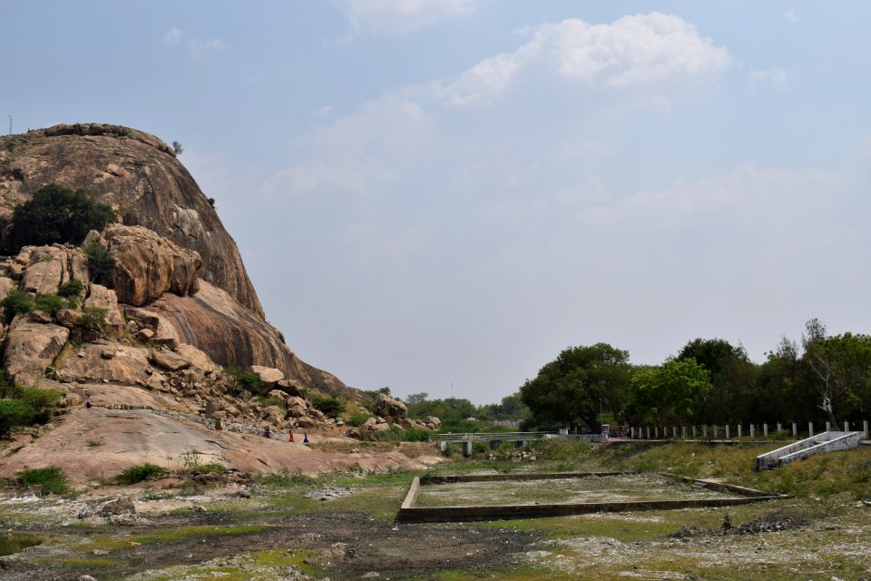 Kalugumalai Vettuvan Koil