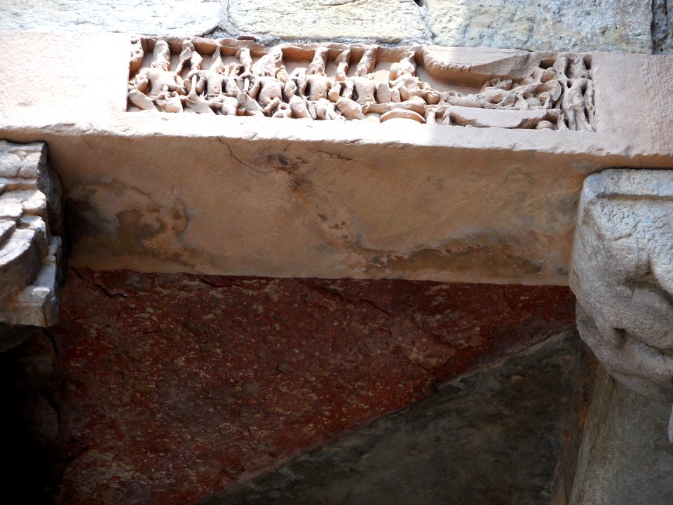 Dhruva Stambha Hindu temples Delhi