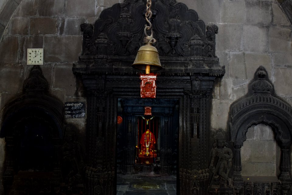 Trishund Ganapathy temple Pune Maharashtra