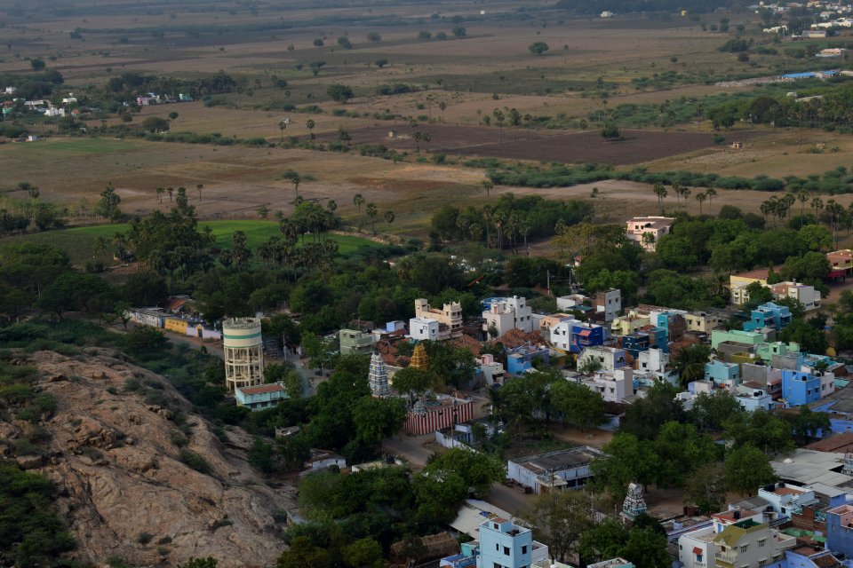 Kalugumalai Vettuvan Koil photo