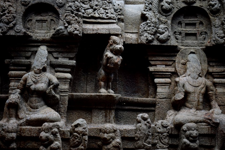 Kalugumalai Vettuvan Koil