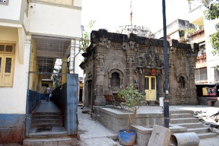 Trishund Ganapathy temple Pune Maharashtra