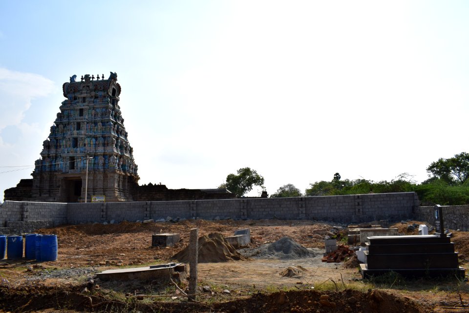 Manimoorthiswara Uchishta Ganapaty temple Tirunelveli
