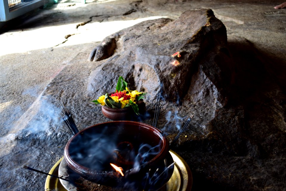 Thirumalapuram rock cut temple