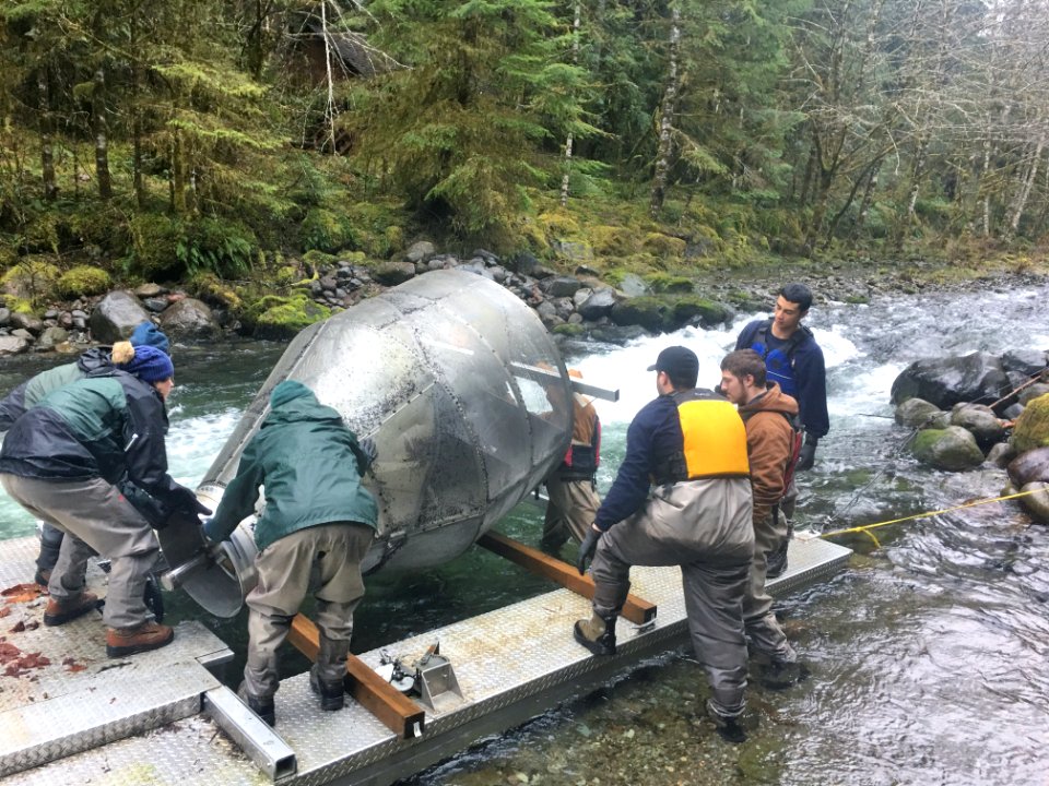 170321-FS-TD-TimberLakeMtHoodZigZagFisheriesCrew-001