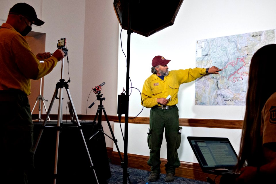 202004 Grizzly Creek 0984iw