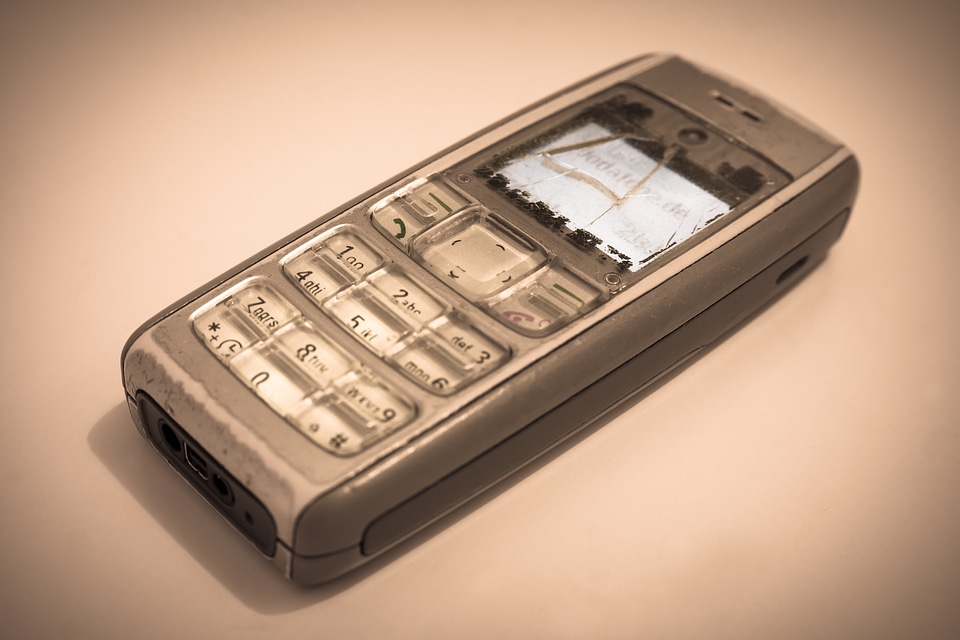 Retro mobile cellphone