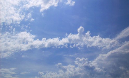 Cielo y nubes