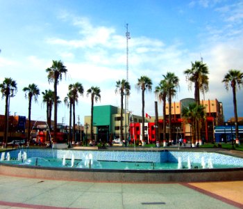 Fuente de la Plaza de Armas de Chincha Alta photo