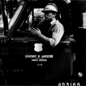 195909XX-FS-Angeles-BWM-493165