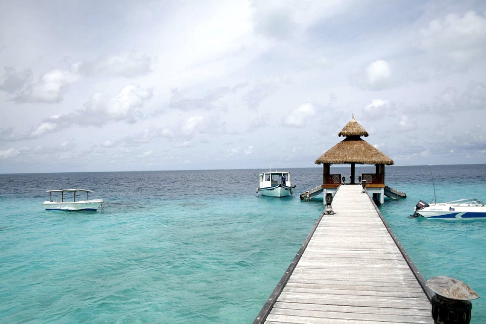 Tropics baa atoll sea