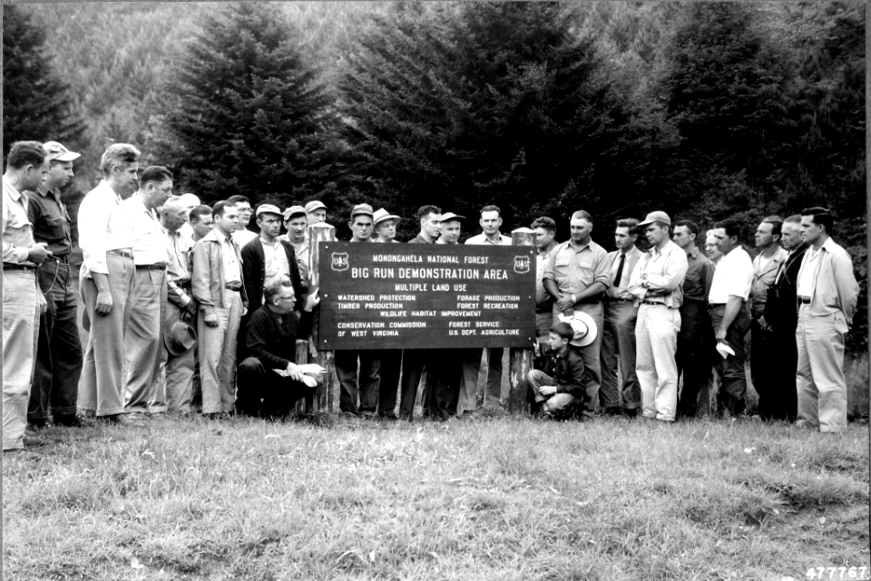 19530618-FS-Monongahela-HS-477767