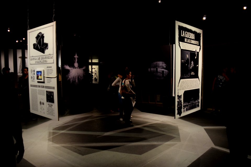 Exposición Tesla Cenart