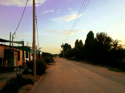 ¿Qué se puede encontrar al seguir el camino?
