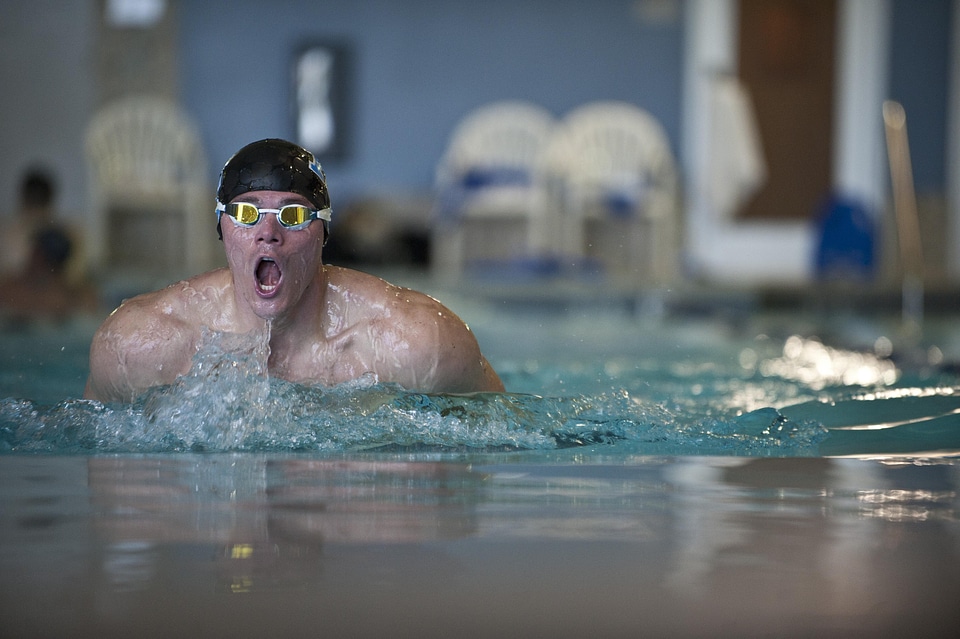 Goggles cap breaststroke