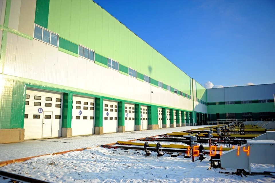new    metro  depot  brateevo