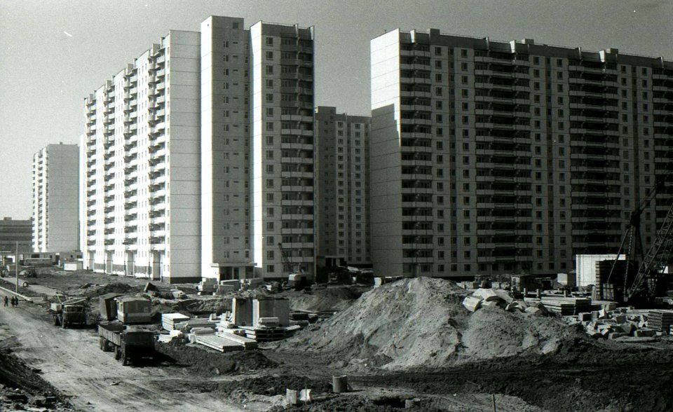 construction of the saburovo microdistrict of 17-storey buildings of the p-44 series